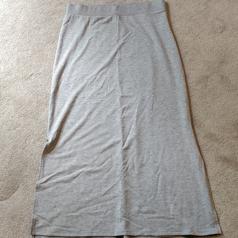 Motherhood maternity gray long skirt